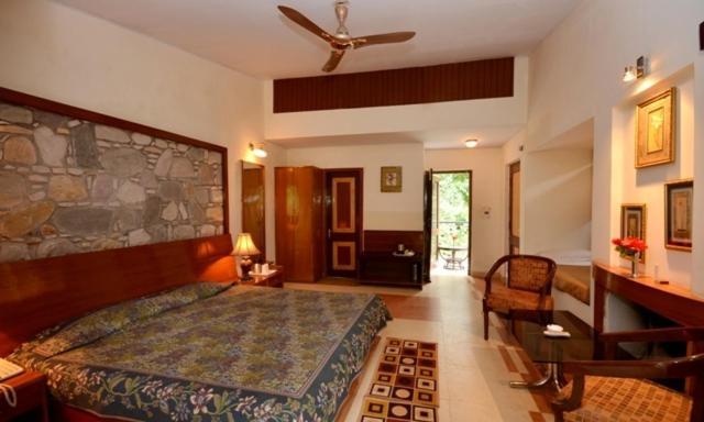 Corbett Suman Grand Hotel Corbett National Park Room photo